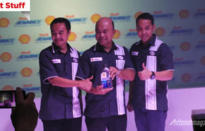 Shell Advance Baru Kini Menjadi Pelumas Motor Canggih Berbahan Gas Alam Shell Advance Baru Kini Menjadi Pelumas Motor Canggih Berbahan Gas Alam