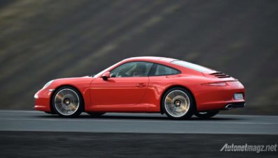 Porsche 911 Generasi Berikutnya Bakal Dipersenjatai Mesin Hybrid? Porsche 911 Generasi Berikutnya Bakal Dipersenjatai Mesin Hybrid?