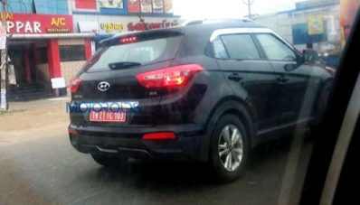 Small SUV Hyundai Creta Berkeliaran di Jalan Tanpa Penyamaran Small SUV Hyundai Creta Berkeliaran di Jalan Tanpa Penyamaran