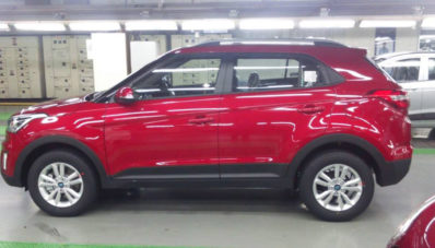 Small SUV Hyundai Creta Berkeliaran di Jalan Tanpa Penyamaran Small SUV Hyundai Creta Berkeliaran di Jalan Tanpa Penyamaran