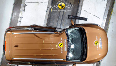 KIA Sorento 2015 Raih Skor Tes Tabrak ANCAP Tertinggi KIA Sorento 2015 Raih Skor Tes Tabrak ANCAP Tertinggi