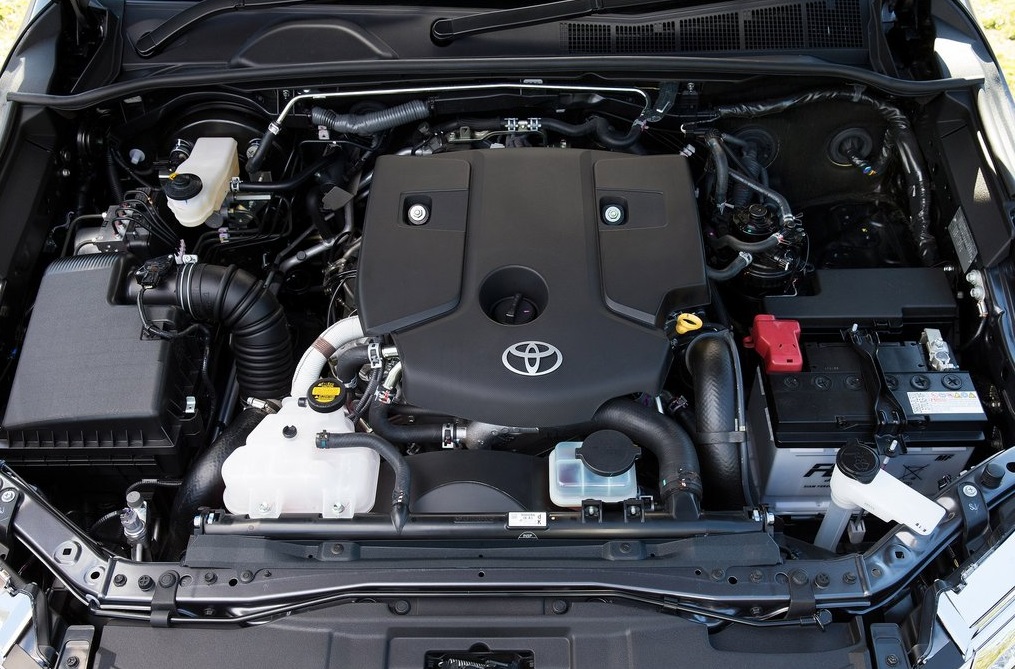 Berita, 2016-Toyota-Fortuner-Thailand-Engine: All New Toyota Fortuner Diperkenalkan Di Thailand Dan Australia, Spesifikasinya Cukup Mencengangkan