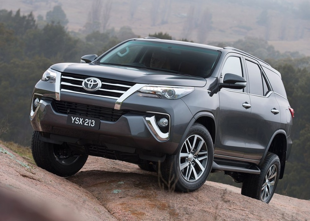 Berita, 2016-Toyota-Fortuner-Thailand-Front: All New Toyota Fortuner Diperkenalkan Di Thailand Dan Australia, Spesifikasinya Cukup Mencengangkan