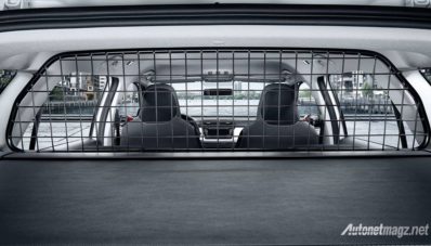 Unik, Skoda Perkenalkan Seatbelt Khusus Hewan Peliharaan