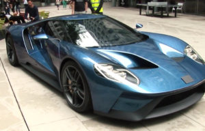 Ford GT Mejeng di Inggris Dengan Logo Disamarkan, Malah Dikira Pagani atau Ferrari Ford GT Mejeng di Inggris Dengan Logo Disamarkan, Malah Dikira Pagani atau Ferrari