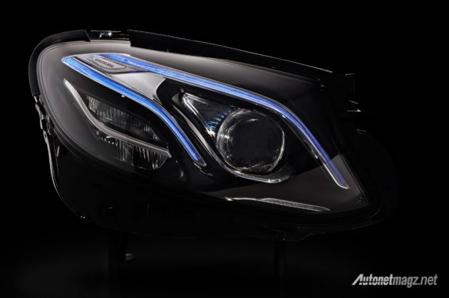 high-tech-features-New-Mercedes-EClass-headlamp-led