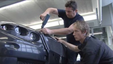 Beginilah Proses Kamuflase BMW Seri 5 GT Saat Masih Uji Coba Beginilah Proses Kamuflase BMW Seri 5 GT Saat Masih Uji Coba