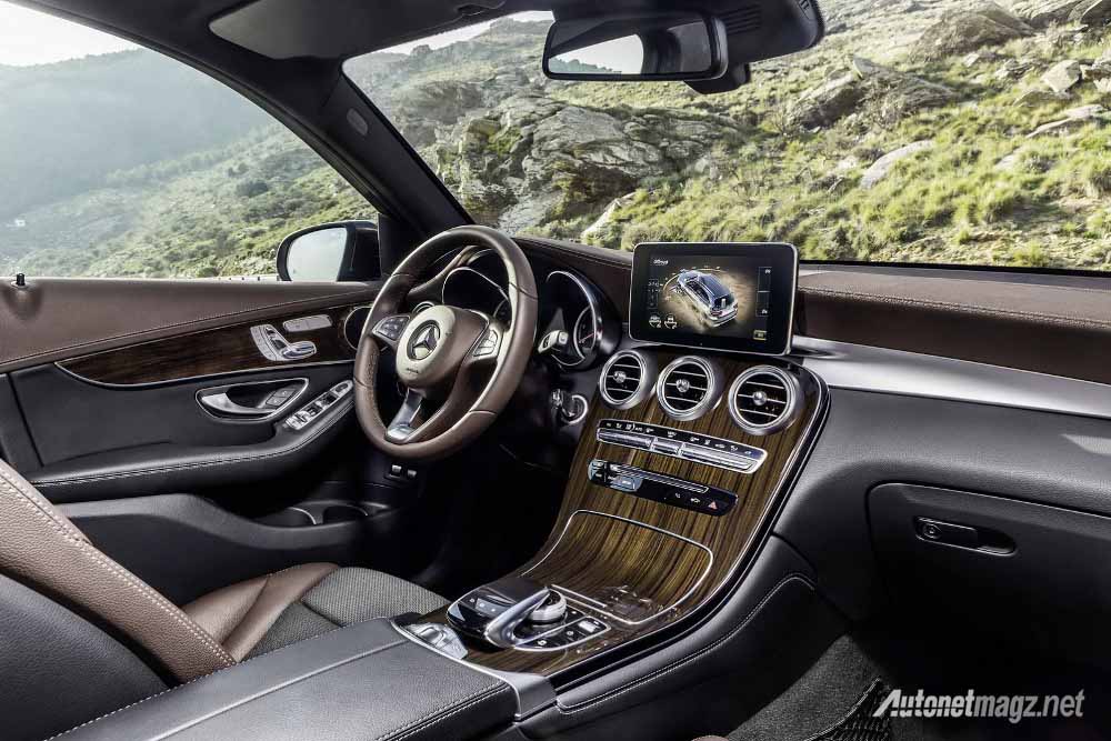 Berita, mercedes-benz-glc-class-launched-in-germany-interior: Mercedes-Benz GLC-class Terbaru Diperkenalkan Di Jerman