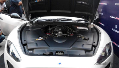 Maserati MC Stradale Centennial Edition Sapa Penggemar Kecepatan di Indonesia Maserati MC Stradale Centennial Edition Sapa Penggemar Kecepatan di Indonesia