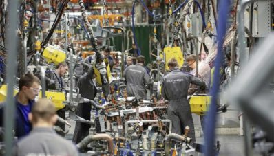 Waduh, Robot Pekerja Tewaskan Karyawan Pabrik Volkswagen di Jerman! Waduh, Robot Pekerja Tewaskan Karyawan Pabrik Volkswagen di Jerman!