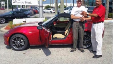 Mazda Amerika Ganti MX-5 Pertama yang Kecelakaan Dengan Unit Baru Secara Gratis! Mazda Amerika Ganti MX-5 Pertama yang Kecelakaan Dengan Unit Baru Secara Gratis!