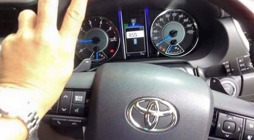 Toyota Fortuner 2015 (Lagi-Lagi) Tertangkap Kamera Tanpa Penyamaran, Fiturnya Mulai Ketahuan! Toyota Fortuner 2015 (Lagi-Lagi) Tertangkap Kamera Tanpa Penyamaran, Fiturnya Mulai Ketahuan!