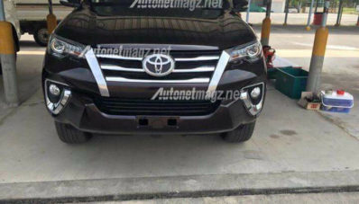 Aha, Ini Dia Foto Asli Eksterior dan Interior Toyota Fortuner 2015 Baru Tanpa Penyamaran!