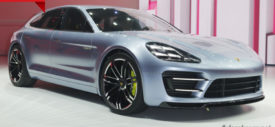 tampilan-Porsche-Panamera-Sport-Turismo-electric-vehicle-belakang