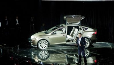 Tesla Model X Siap Menjadi Pundi-Pundi Uang Tesla Akhir Tahun 2015 Tesla Model X Siap Menjadi Pundi-Pundi Uang Tesla Akhir Tahun 2015