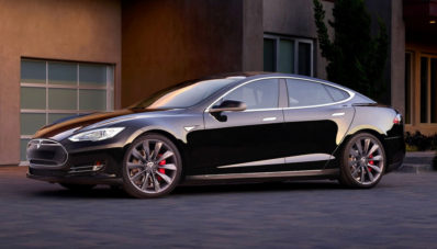 Tesla P85D Sudah Wow? Masih Ada Tesla Model S P90D 762 HP Dengan ‘Ludicrous’ Speed Tesla P85D Sudah Wow? Masih Ada Tesla Model S P90D 762 HP Dengan ‘Ludicrous’ Speed