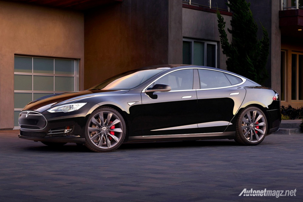 Berita, tesla-models-s-p90d- side: Tesla P85D Sudah Wow? Masih Ada Tesla Model S P90D 762 HP Dengan ‘Ludicrous’ Speed
