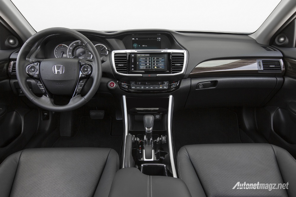 Honda, : Honda Accord Sedan 2016 Meluncur di Amerika Serikat, Tertarikkah Bila Dijual Disini?