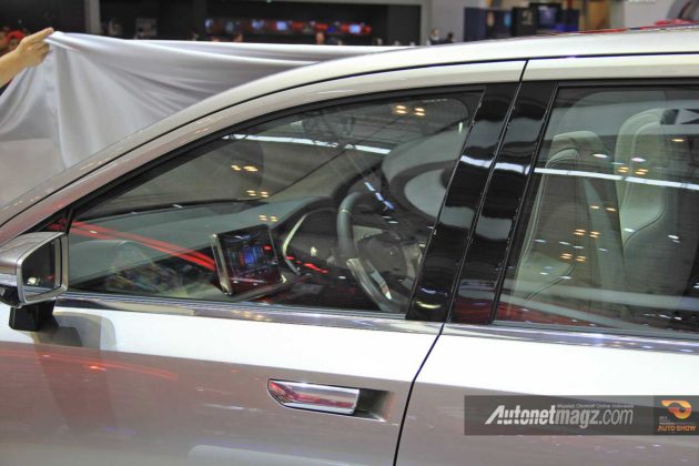 Interior Daihatsu FT Concept SUV 7 penumpang
