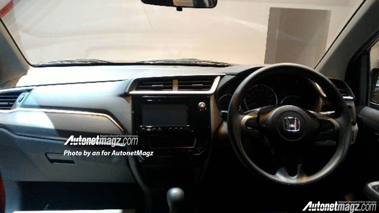 Interior-Honda-BRV