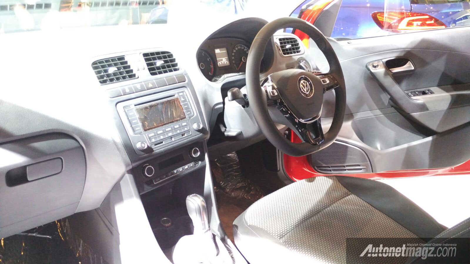 IIMS 2015, Interior-VW-Polo: Wih VW Polo Baru Kini Lebih Murah Dari Honda Jazz!