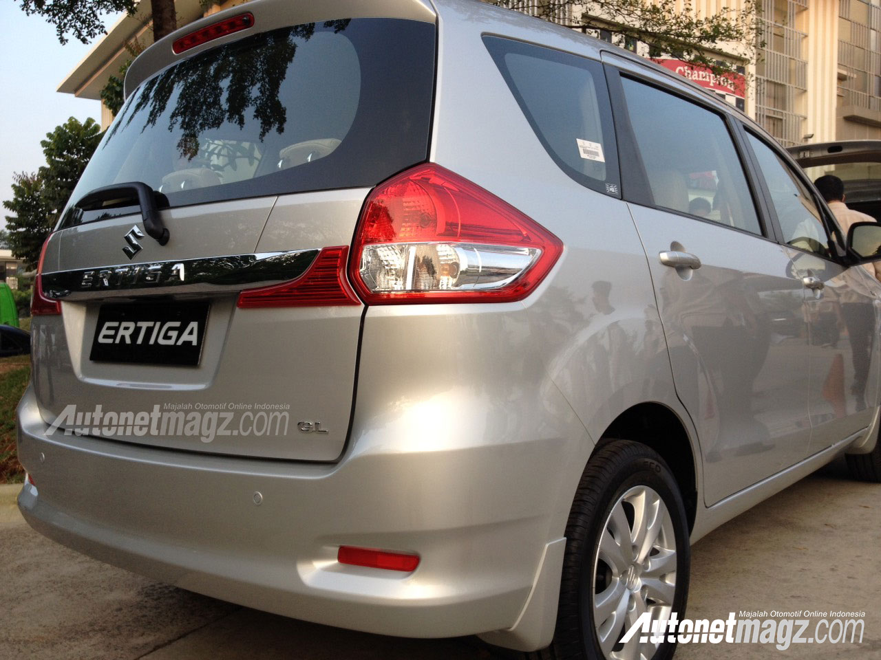 Impression Review Suzuki Ertiga Facelift 2015