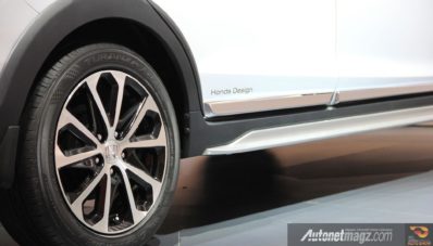 Foto Honda BRV Live Dari GIIAS 2015, Monggo Disedot! Foto Honda BRV Live Dari GIIAS 2015, Monggo Disedot!