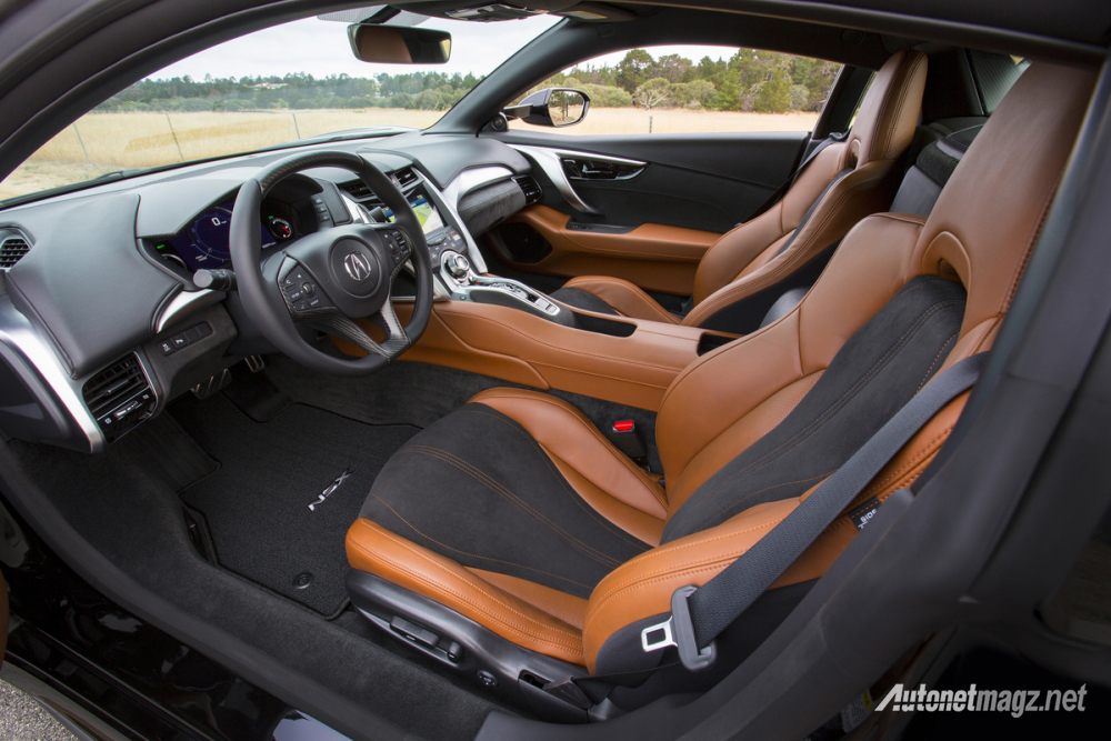 Acura, : Acura NSX Versi Produksi Dipamerkan Dengan Tiga Spec Berbeda Ke Publik