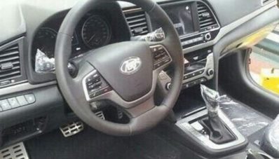 Inilah Sosok Terbaru Hyundai Elantra 2017, Semakin Berkelas dan Tajam Inilah Sosok Terbaru Hyundai Elantra 2017, Semakin Berkelas dan Tajam