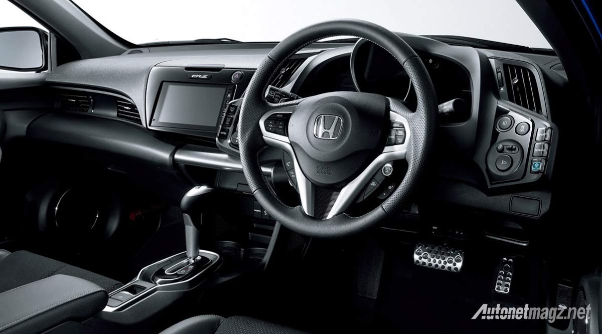 Berita, interior-honda-cr-z-facelift-cvt: Honda CR-Z Facelift Bawa Sejumlah Fitur Baru, Mesin Masih Sama Tanpa Ubahan
