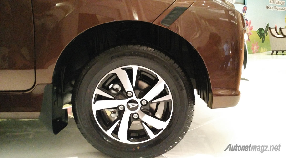Berita, pelek-daihatsu-great-new-xenia: First Impression Review Daihatsu Great New Xenia R Sporty