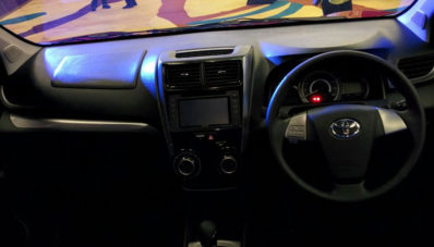 Toyota Grand New Veloz 2015 Juga Ikut Dirilis Hari Ini, Desain Lebih Segar! Toyota Grand New Veloz 2015 Juga Ikut Dirilis Hari Ini, Desain Lebih Segar!