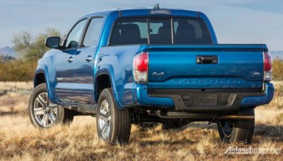 Toyota Ogah Install Apple CarPlay dan Android Auto di Mobilnya, Terus Pakai Apa? Toyota Ogah Install Apple CarPlay dan Android Auto di Mobilnya, Terus Pakai Apa?