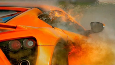 Waduh, Supercar Zenvo ST1 Mendadak Terbakar Saat Parade di Denmark! Waduh, Supercar Zenvo ST1 Mendadak Terbakar Saat Parade di Denmark!