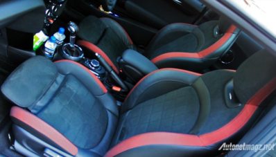 First Impression Review MINI Cooper JCW : Exciting British Pocket Rocket!