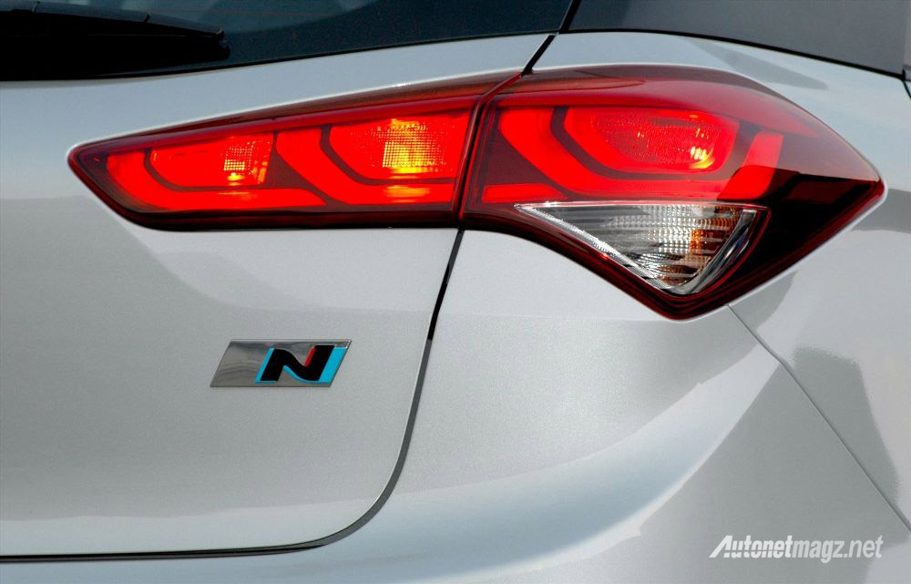 Hyundai, hyundai-i20-n-sport-stoplamp: Hyundai i20 N Sport Rakitan India Diluncurkan Di Afrika Selatan