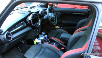 First Impression Review MINI Cooper JCW : Exciting British Pocket Rocket!