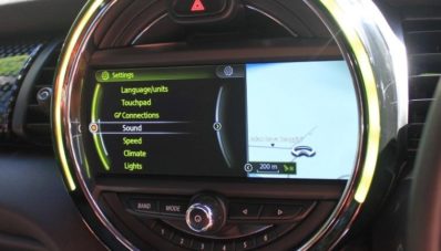 First Impression Review MINI Cooper JCW : Exciting British Pocket Rocket!