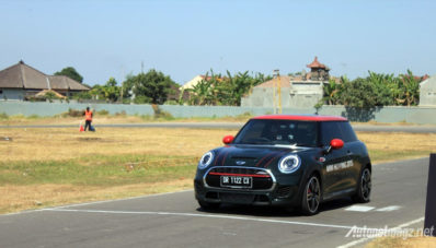 Driving Impression MINI Cooper JCW : Ini Dia Go-Kart Versi Jalan Raya! Driving Impression MINI Cooper JCW : Ini Dia Go-Kart Versi Jalan Raya!