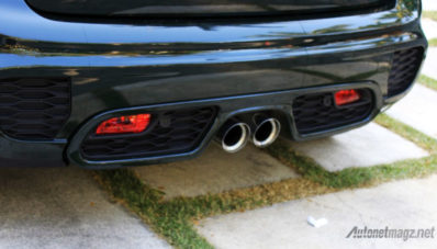 First Impression Review MINI Cooper JCW : Exciting British Pocket Rocket!