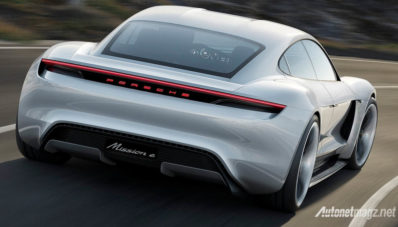 Porsche Mission E Concept Incar Tesla Dengan Serangan Tenaga 600 HP dan Jarak Tempuh 500 Kilometer