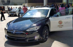 Wow, Kepolisian Los Angeles Dapatkan BMW i3 dan Tesla Model S Sebagai Pasukan Baru! Wow, Kepolisian Los Angeles Dapatkan BMW i3 dan Tesla Model S Sebagai Pasukan Baru!