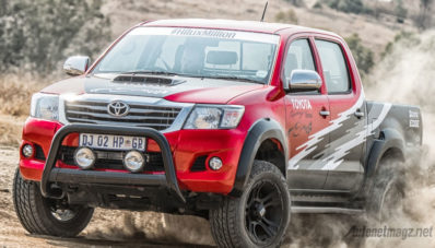 Gokil, Toyota Hilux Legend 45 Terbuas Ini Bermesin V8 450 HP Milik Lexus! Gokil, Toyota Hilux Legend 45 Terbuas Ini Bermesin V8 450 HP Milik Lexus!