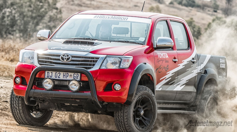 toyota-hilux-rally