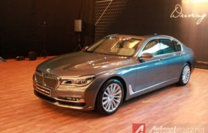 BMW Seri 7 2015 Resmi Diluncurkan Di Indonesia, Driving Luxury BMW Seri 7 2015 Resmi Diluncurkan Di Indonesia, Driving Luxury