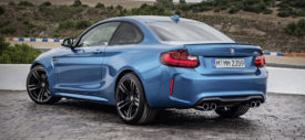 BMW-M2-Coupe-on-track