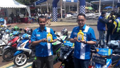 Shell Memperkenalkan Shell Advance AX5, Pelumas Mesin Yang Didesain Khusus Untuk Skuter Matik!