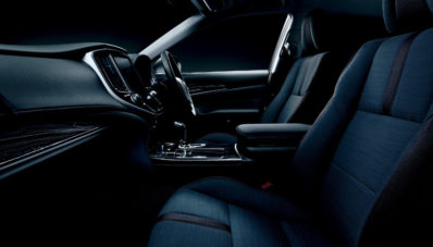 Toyota Beri Penyegaran Pada Toyota Crown di Tokyo Motor Show 2015 Toyota Beri Penyegaran Pada Toyota Crown di Tokyo Motor Show 2015