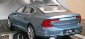 Volvo-V90-2016-diecast-scale-model-front