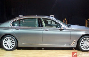 First Impression Review BMW 7 Series, Sedan Premium Tercanggih Saat Ini! First Impression Review BMW 7 Series, Sedan Premium Tercanggih Saat Ini!